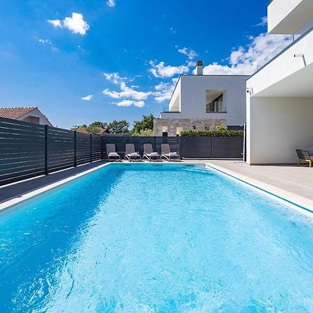 Villa Moon Near The Sea Fažana Екстериор снимка