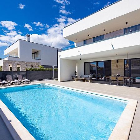Villa Moon Near The Sea Fažana Екстериор снимка