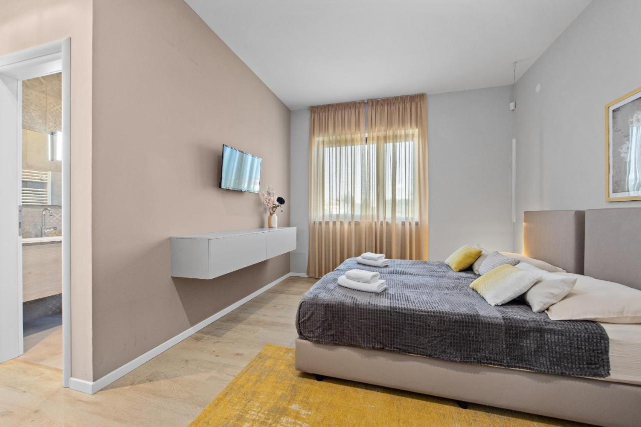 Villa Moon Near The Sea Fažana Екстериор снимка
